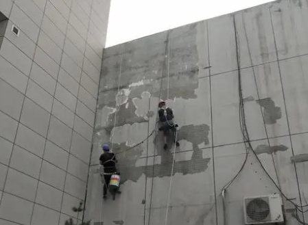 承德市楼顶漏水维修公司分享下承德市外墙防水的注意事项